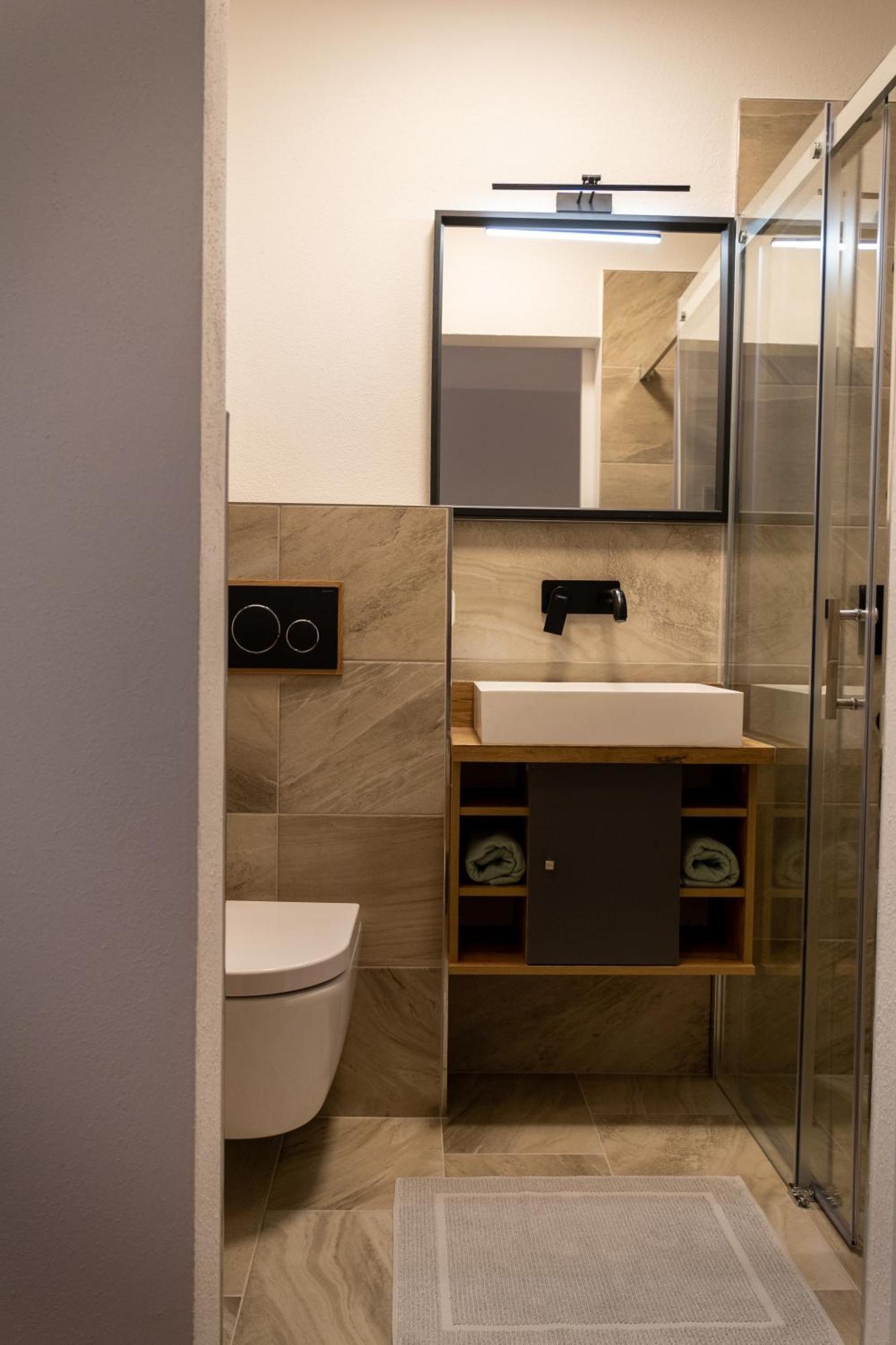 רדשטאדט Appartement Ausblick מראה חיצוני תמונה